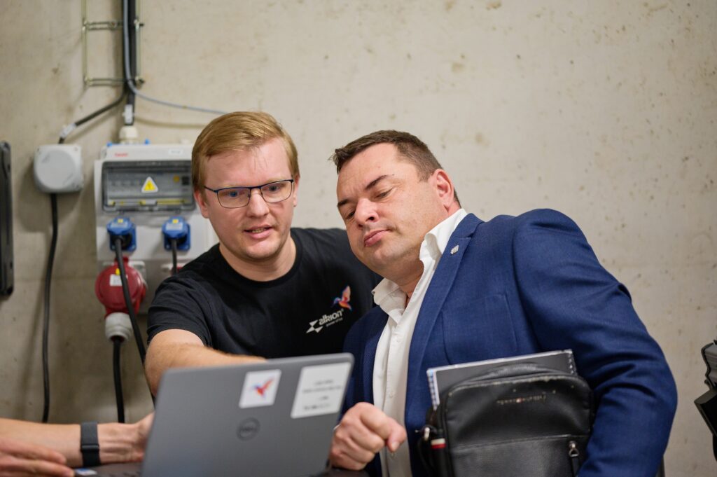 Může těsné vzduchotechnické potrubí pomoci léčit syndrom nemocných budov?